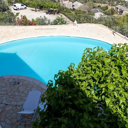 Instaview Толон